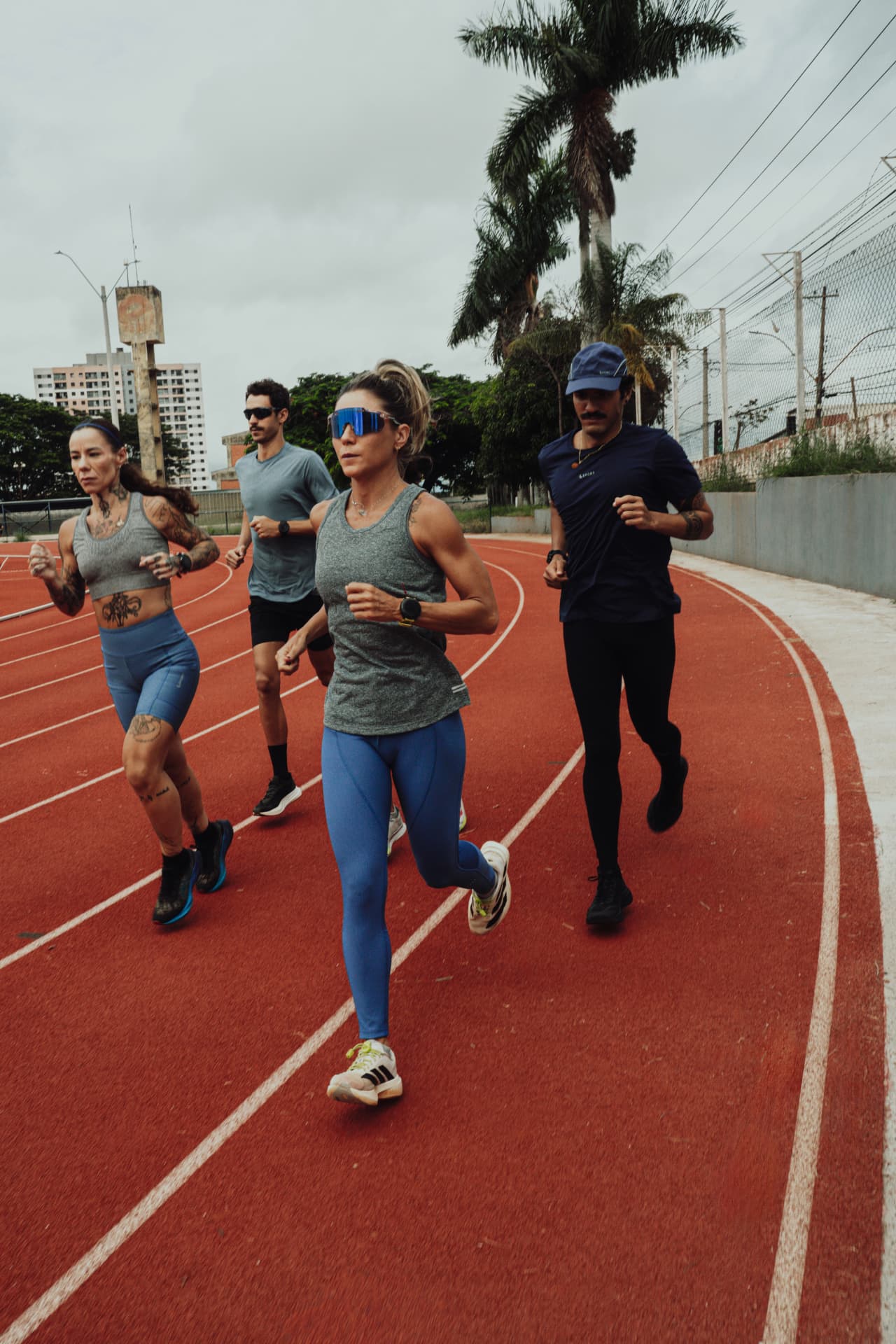 Corredores em movimento